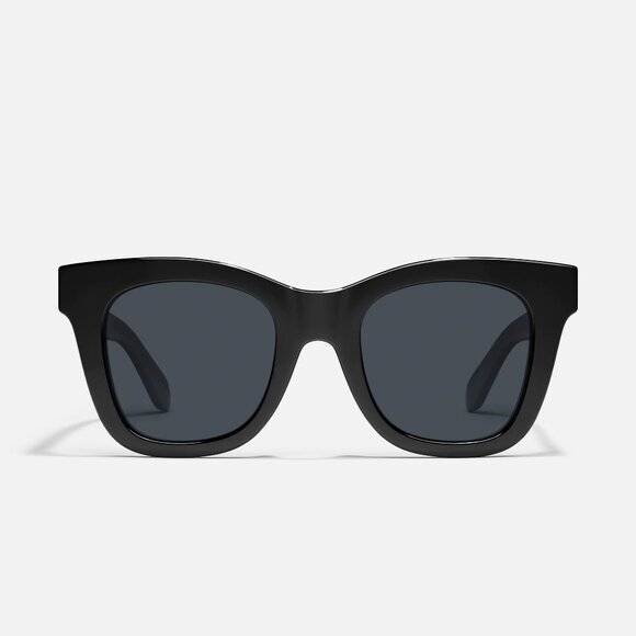 QUAY AUSTRALIA BRAND NEW SUNGLASSES - AFTER HOURS - MATTE BLACK/SMOKE POLARIZED - Picture 1 of 2